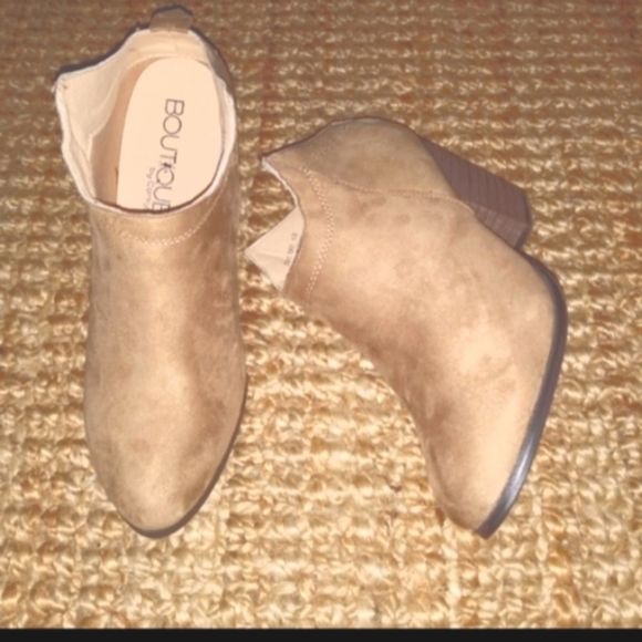 Corky's Boutique Booties - Picture 2 of 7